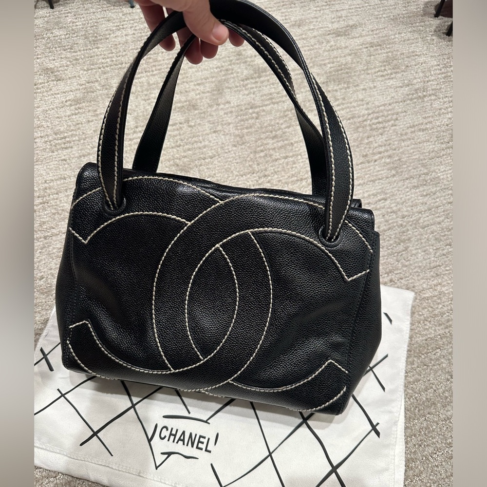 CHANEL  tote bag